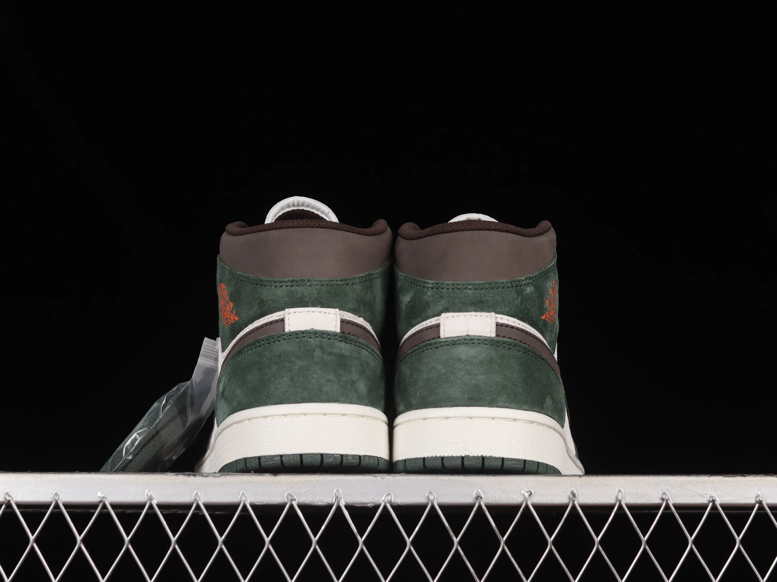 All categories Air Jordan Jordan series basketball shoes Air Jordan 1 Mid Air Jordan 1 Mid OG SP AJ1 Joe 1 customized mid-top basketball shoes 554766-002